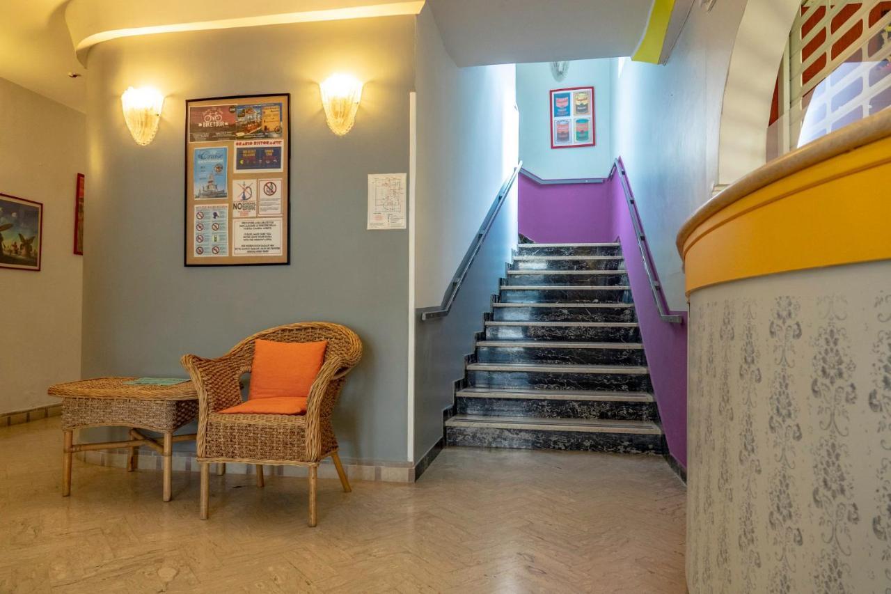 Hotel Morfeo - Young People Hotels (Adults Only) ริมินี ภายนอก รูปภาพ