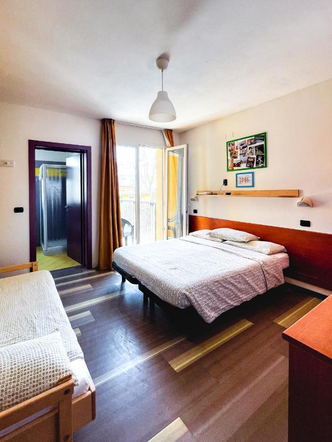 Hotel Morfeo - Young People Hotels (Adults Only) ริมินี ภายนอก รูปภาพ